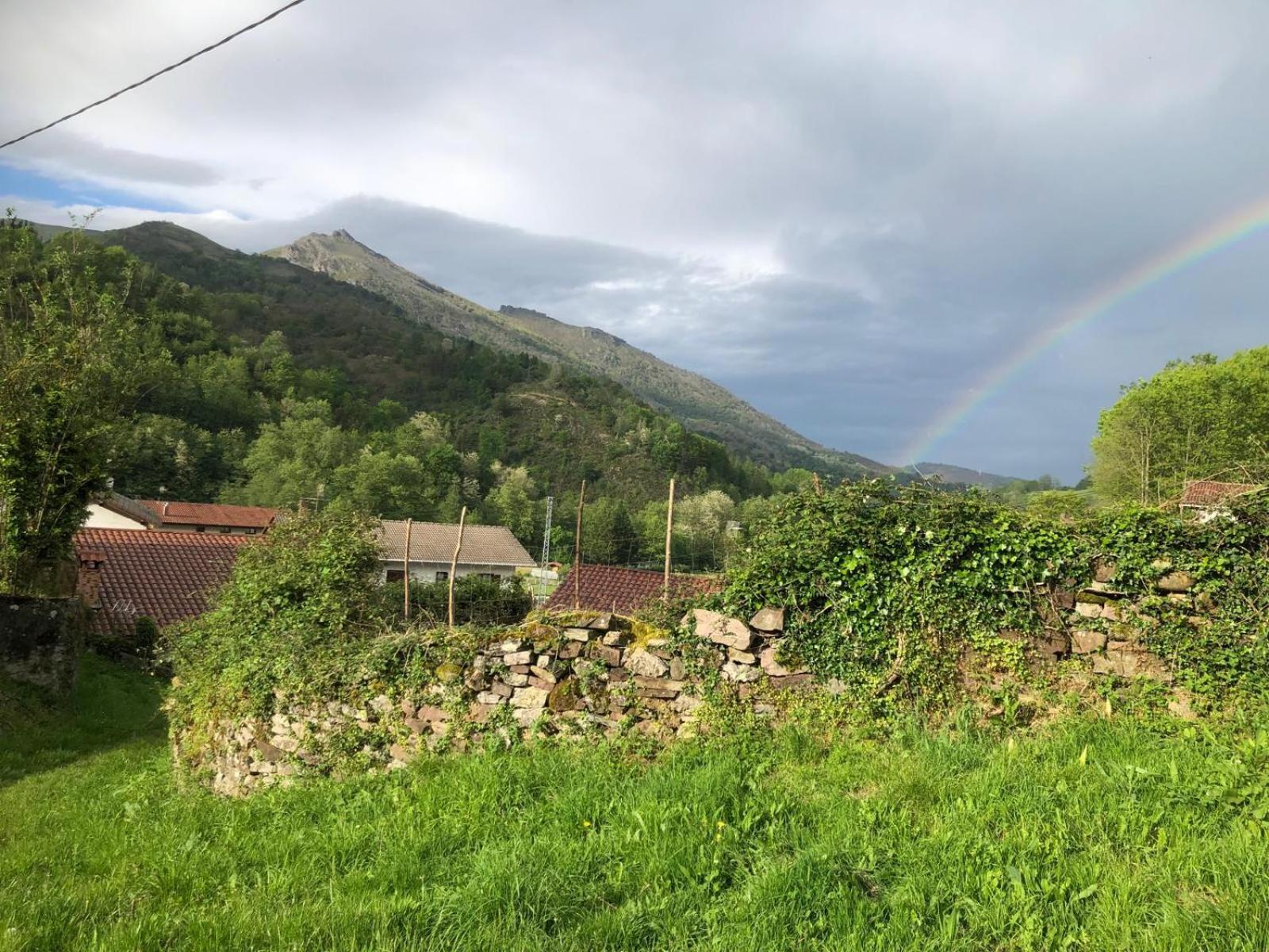 Zubietako Ostatua Otel Dış mekan fotoğraf